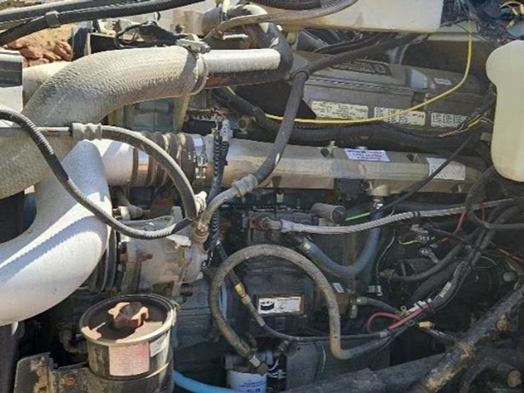 1994-ford-9000-image-18
