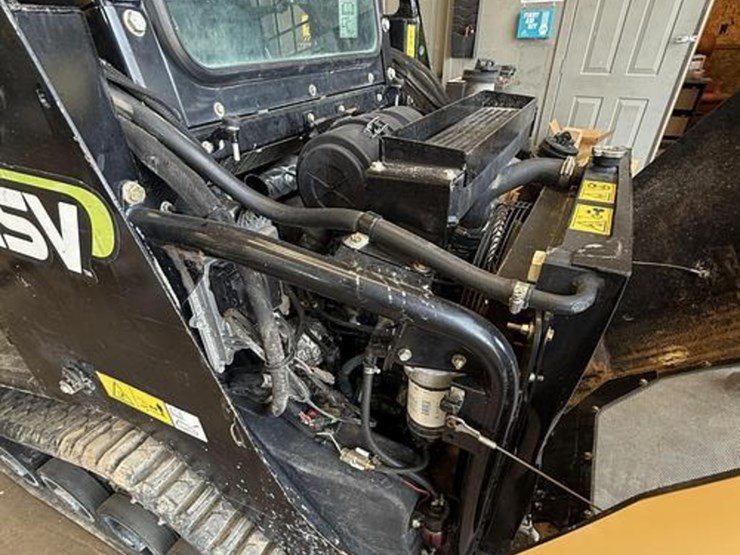 2021-asv-rt40-compact-track-loader-image-4