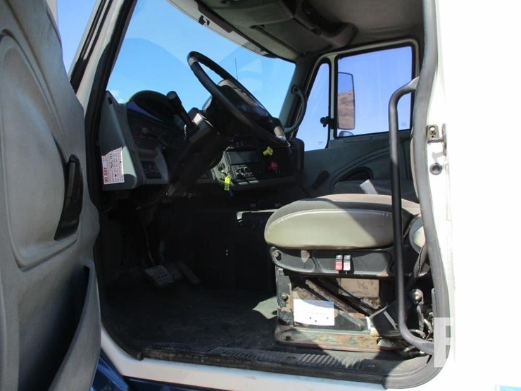 2005-international-transtar-8600-image-7