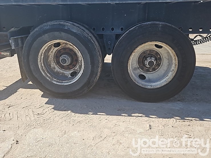 2006-transcraft-45'-tandem-axle-flatbed-trailer,-gvwr-80,000-lbs-image-12