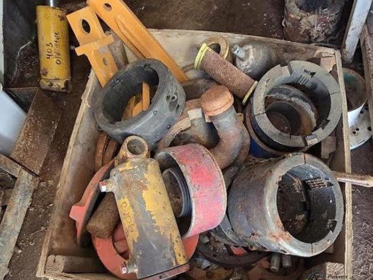 tool-house-with-contents-image-32