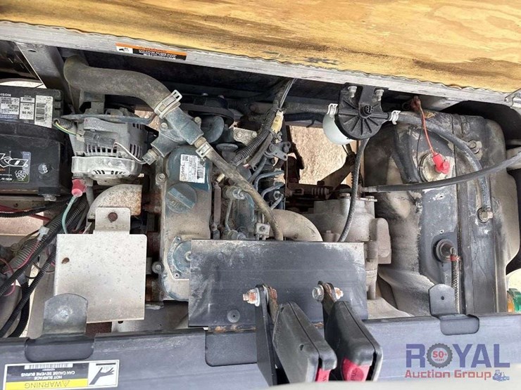 2016-club-car-carryall-1500-4x4-utility-cart-image-11