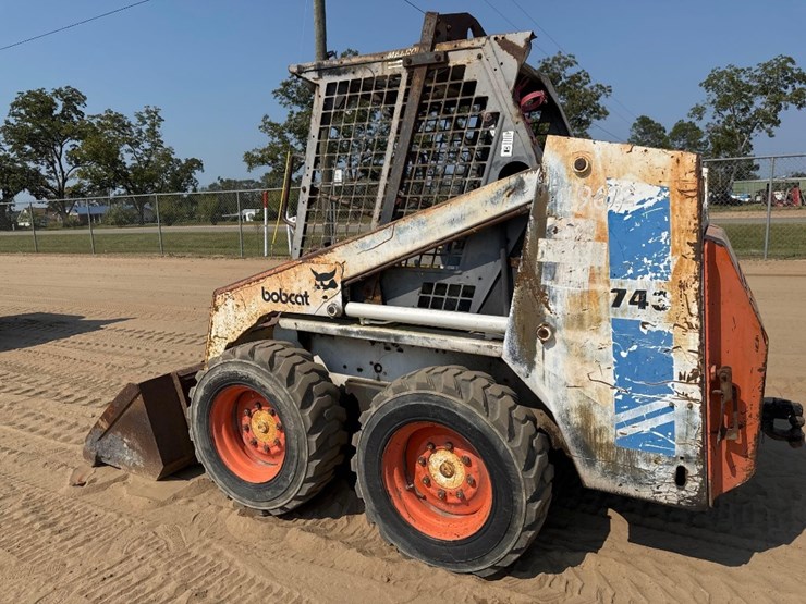 1992-bobcat-743-image-8