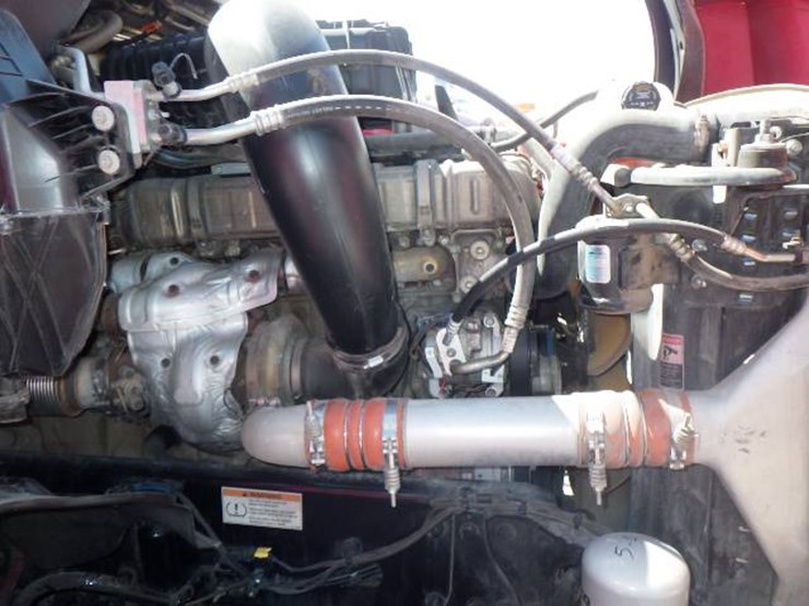 2021-freightliner-cascadia-126-image-20