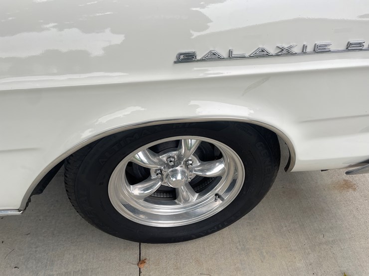 1965-ford-50-image-18