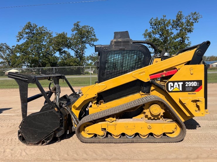 2019-caterpillar-299d2-xhp-image-1