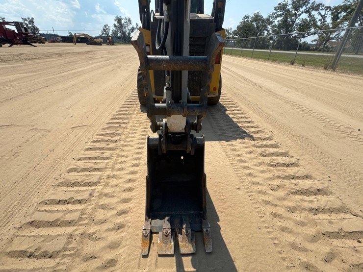 2023-bobcat-e35-image-23