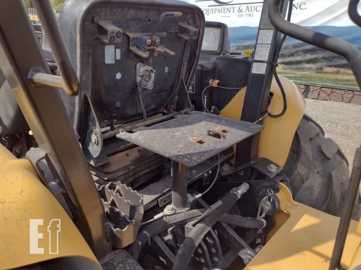 2005-deere-110-image-14