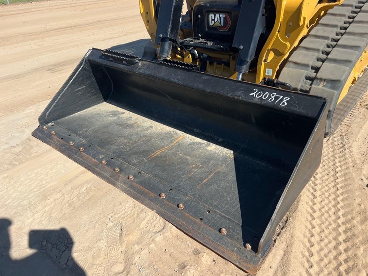 2024-caterpillar-255-skid-steer-image-8