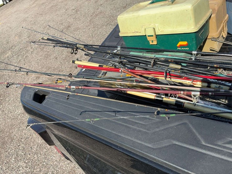 numerous-fishing-dos-reels-and-tackle-image-4