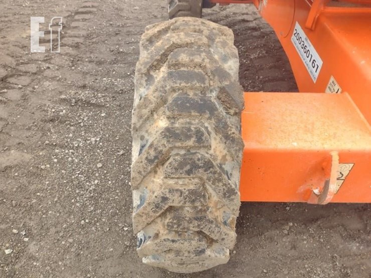 2016-jlg-340aj-image-16