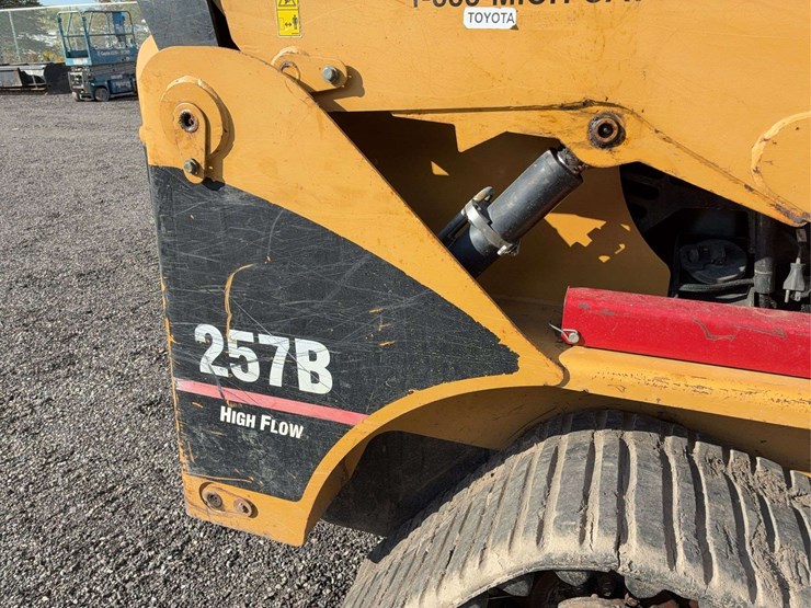 2005-caterpillar-257b-image-5