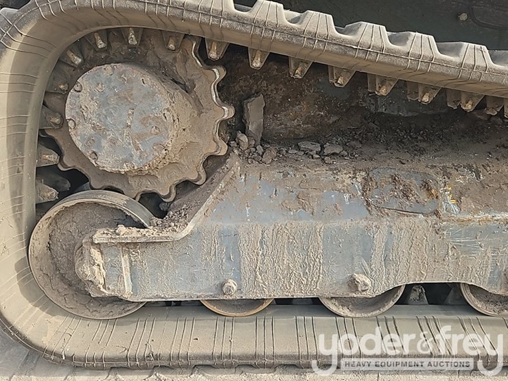 2023-takeuchi-tl6r-image-11