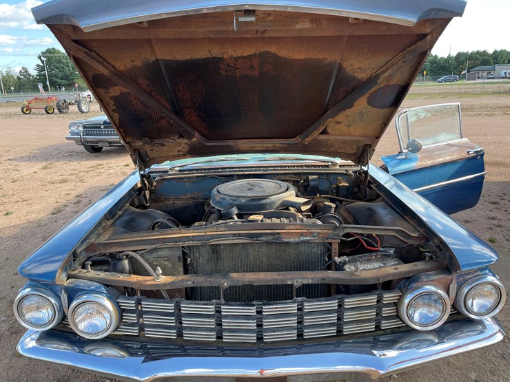 #8217-•-oldsmobile-88-super-coupe-(has-title-in-delay)-(mosinee,-wi)-image-42