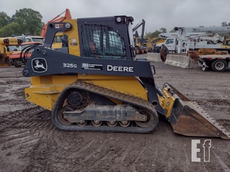 2023-deere-325g-image-3