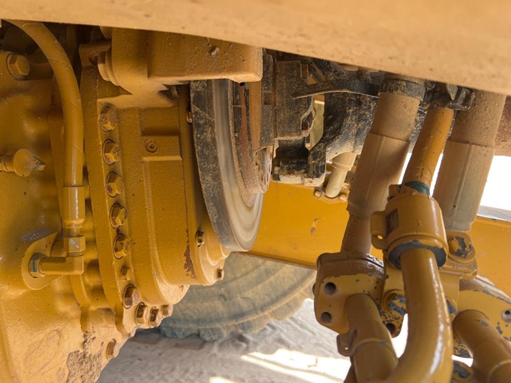 2019-caterpillar-740-gc-image-26