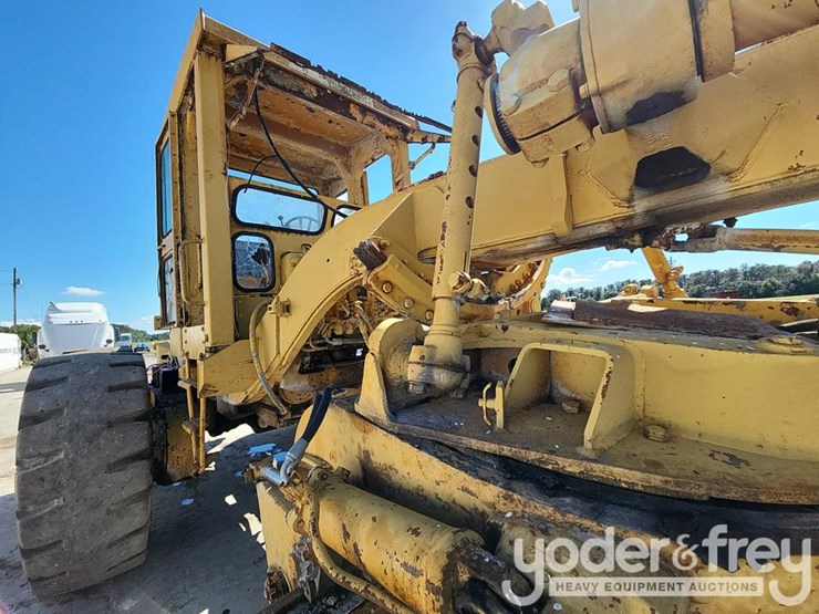caterpillar-16g-image-32
