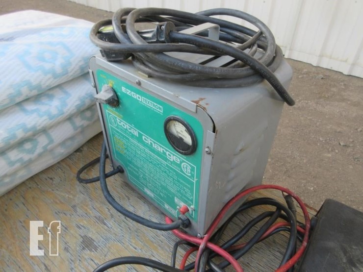 ez-go-textron-total-charge-batter-charger-image-2