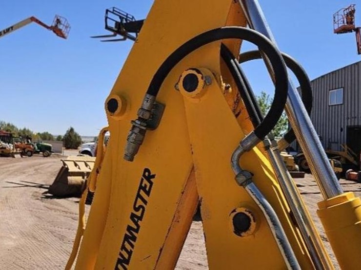 1997-jcb-208s-image-17