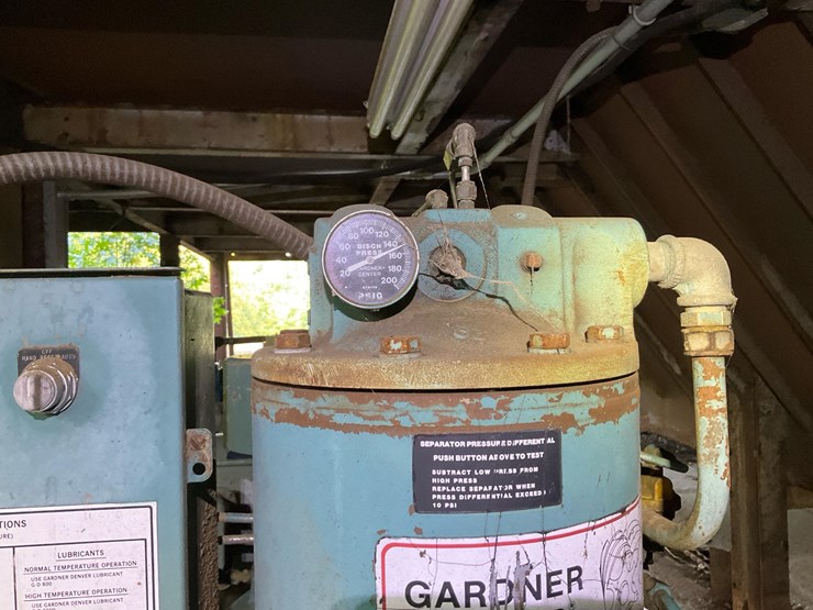 #142-•-gardner-denver-air-compressor-image-8