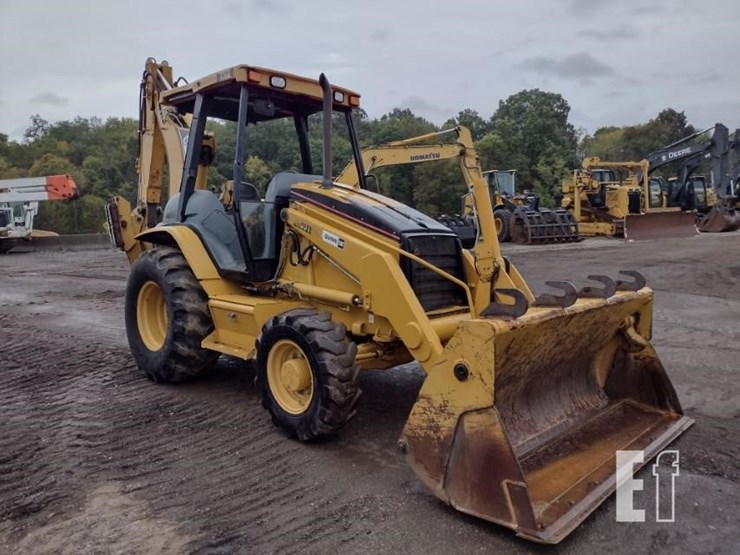 2004-caterpillar-416d-image-35