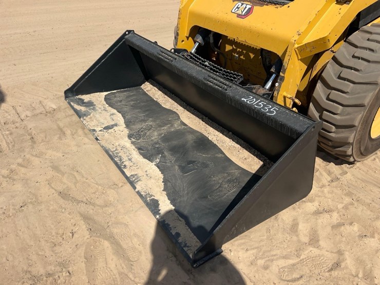 2019-caterpillar-262d3-image-9