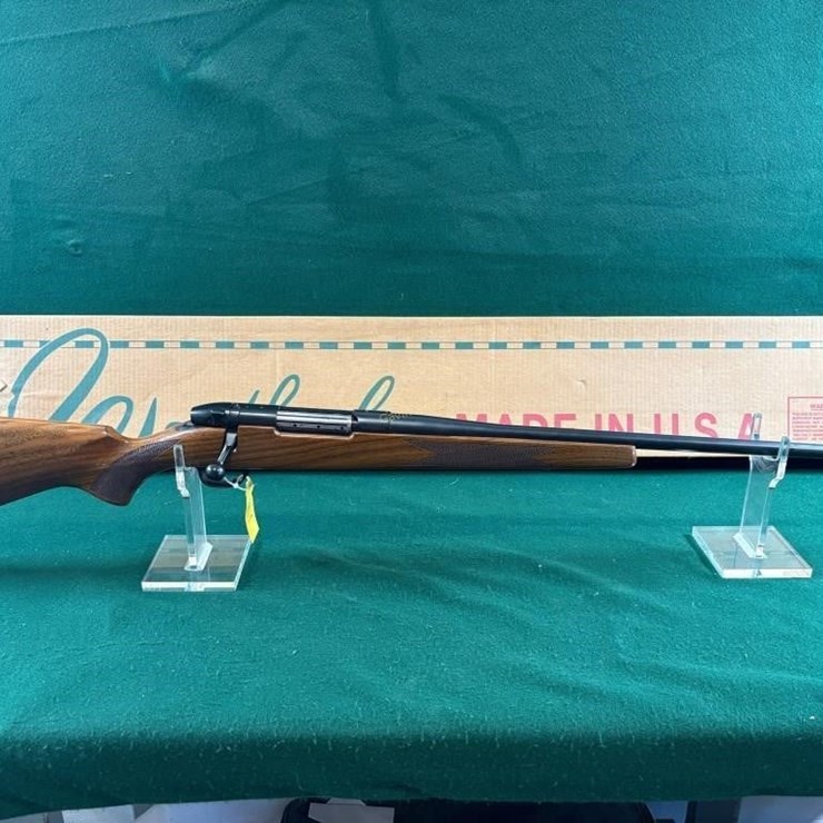 Weatherby Mark V 300 WBY Mag Rifle