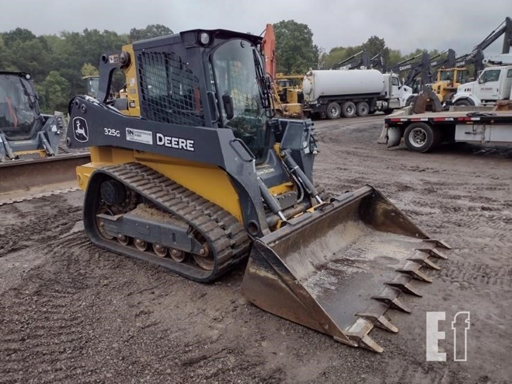 deere-325g-image-38