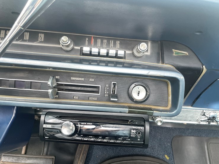 1965-ford-50-image-25