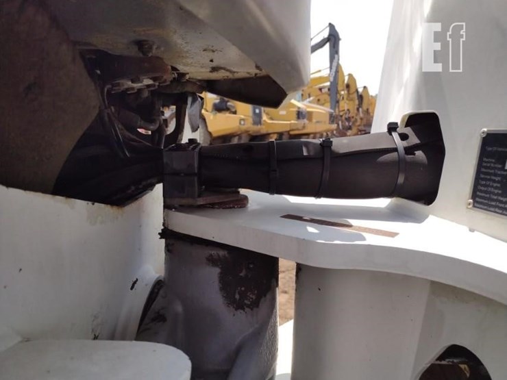 2012-takeuchi-tw65-image-27