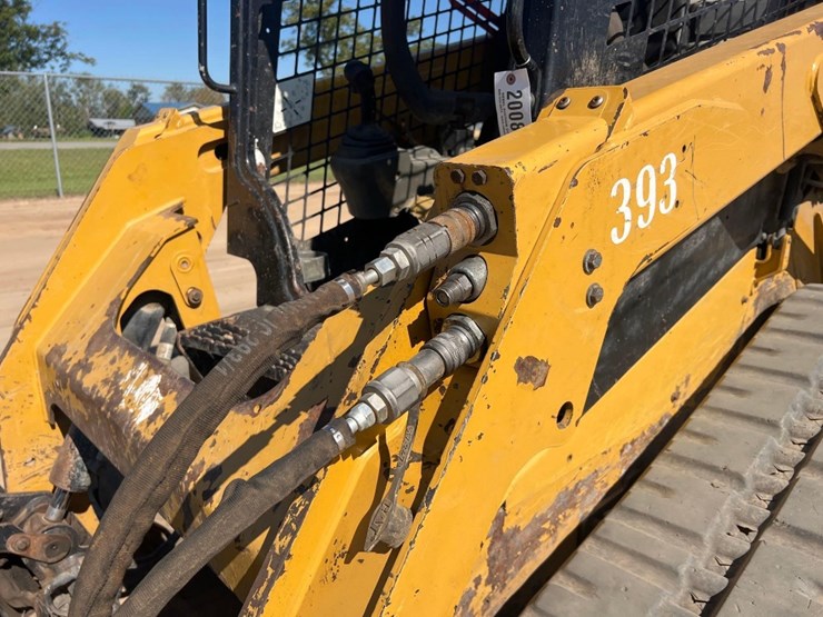 2016-caterpillar-259d-image-11