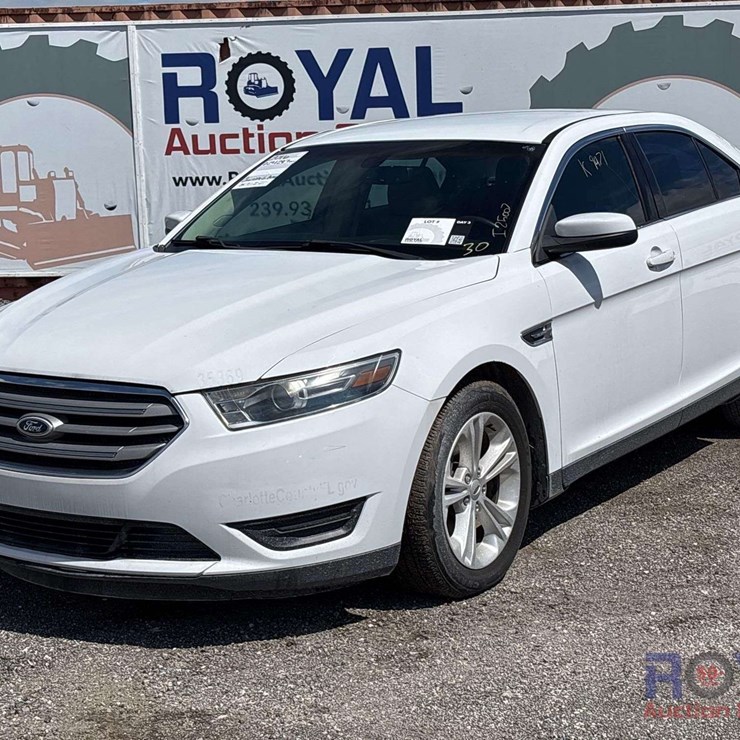 2016 Ford Taurus AWD Sedan