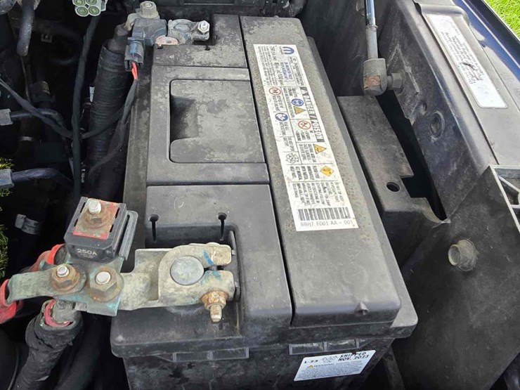 2015-dodge-ram-5500-image-11