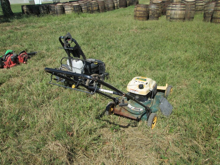 #29467-•-yard-man-22"-cut-push-mower-image-3