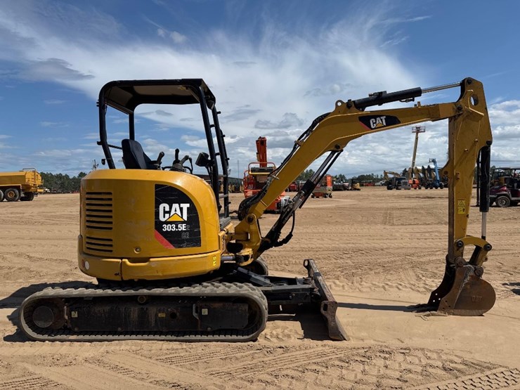 2020-caterpillar-303.5e2-cr-image-5