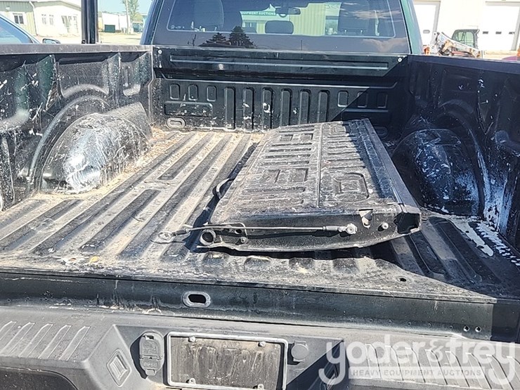 2018-ford-f150-image-38