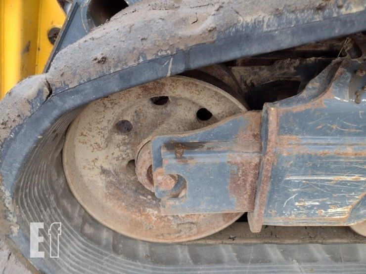 2022-deere-333g-image-29
