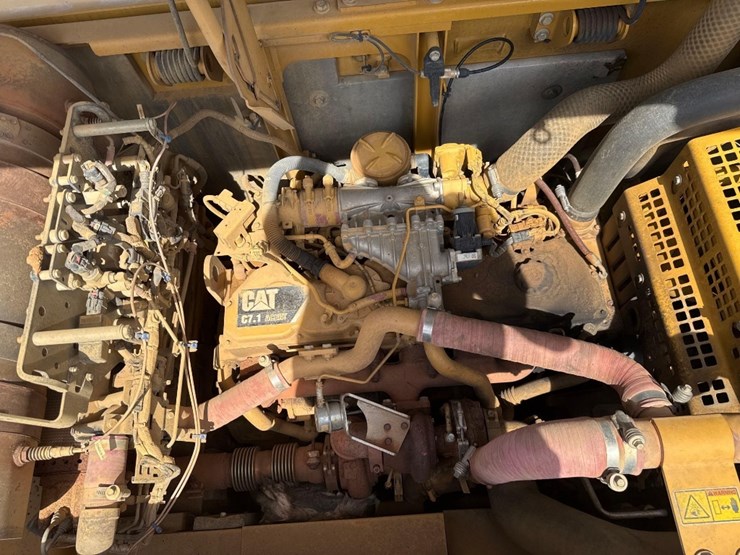 2014-caterpillar-324el-image-32