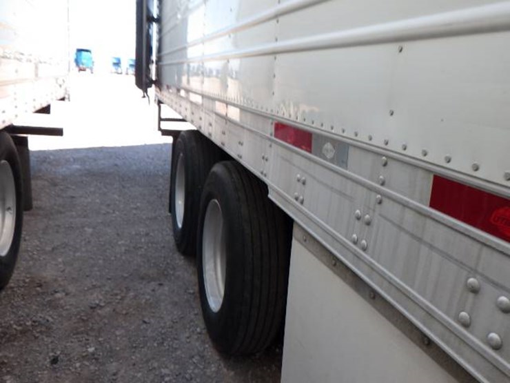 2015-utility-3000r-image-6