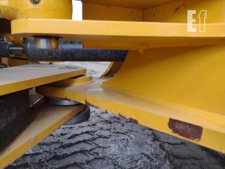deere-544-image-31
