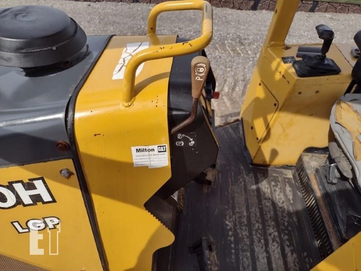 2000-deere-550h-lgp-image-12