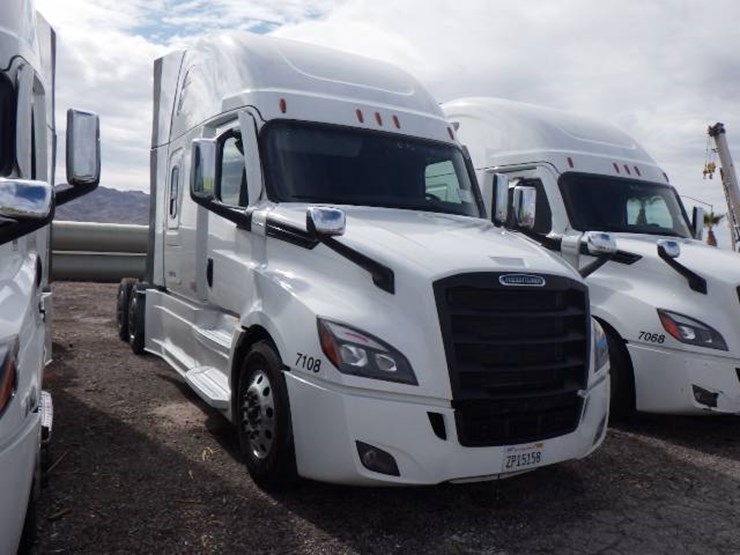 2024-freightliner-cascadia-126-image-2