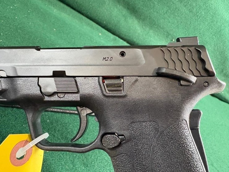 smith-&-wesson-m&p-shield-m2.0-9mm-image-4