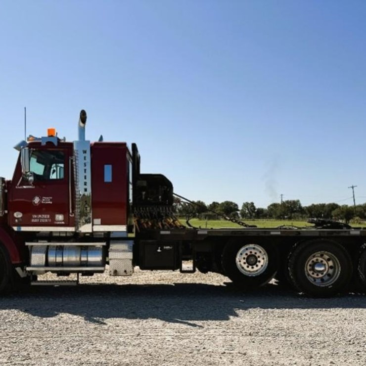 2020 WESTERN STAR 4900SB
