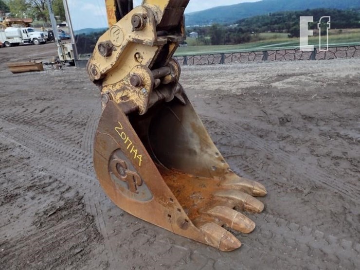 deere-120-image-14