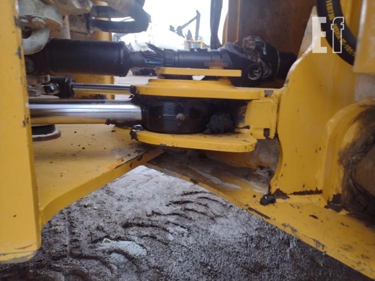 caterpillar-926m-image-29