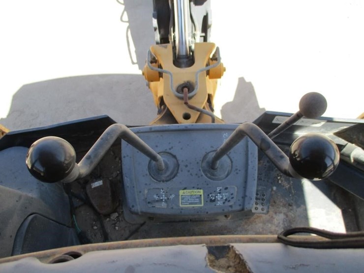 2009-deere-310j-image-12