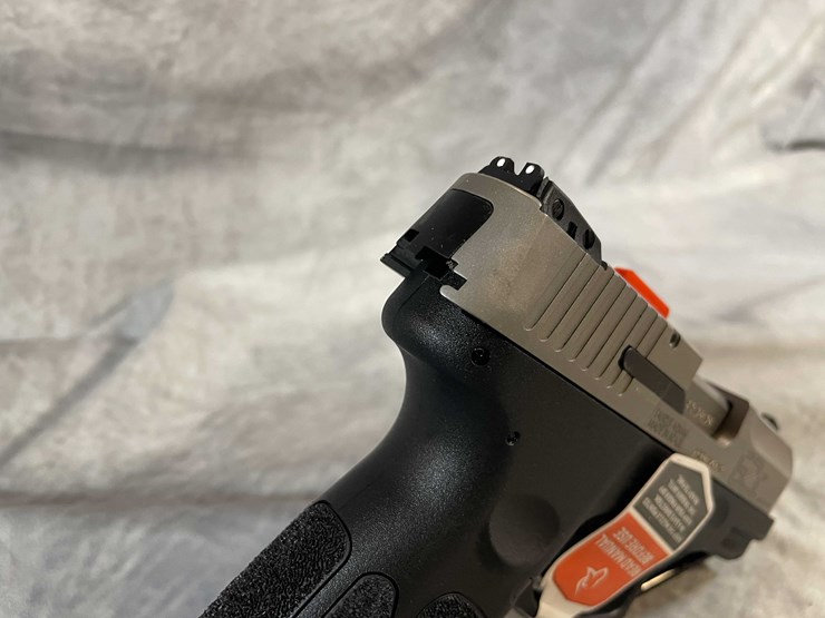 #4778-•-taurus-g2c-compact-40-s&w-pistol,-sn:-agc106105-image-7