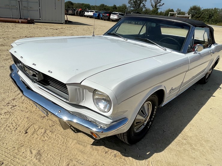 #7017-•-1966-ford-mustang-convertible-(downing,-wi)-(has-wi-title)-image-31