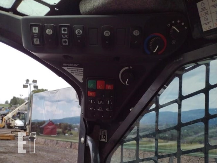 2023-deere-325g-image-8